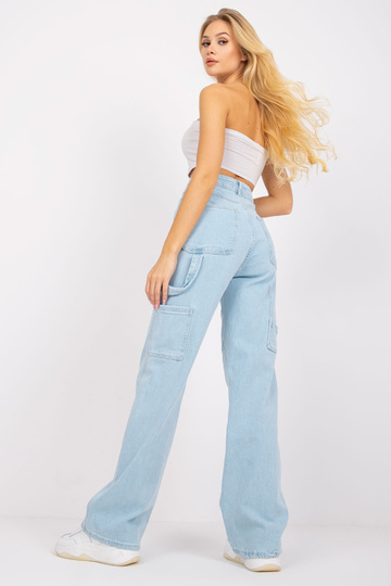 Světle modré džíny pro ženy... 2