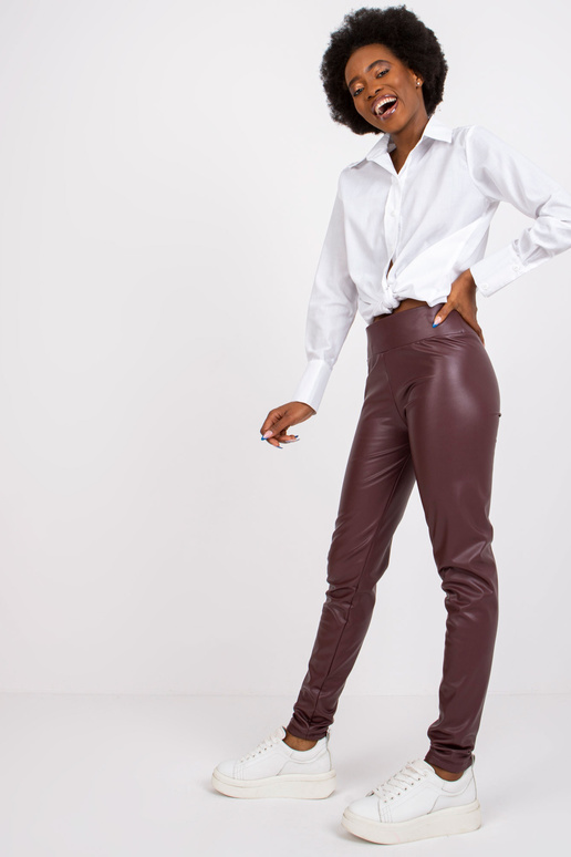 Briana tmavé horde koženkové legíny...