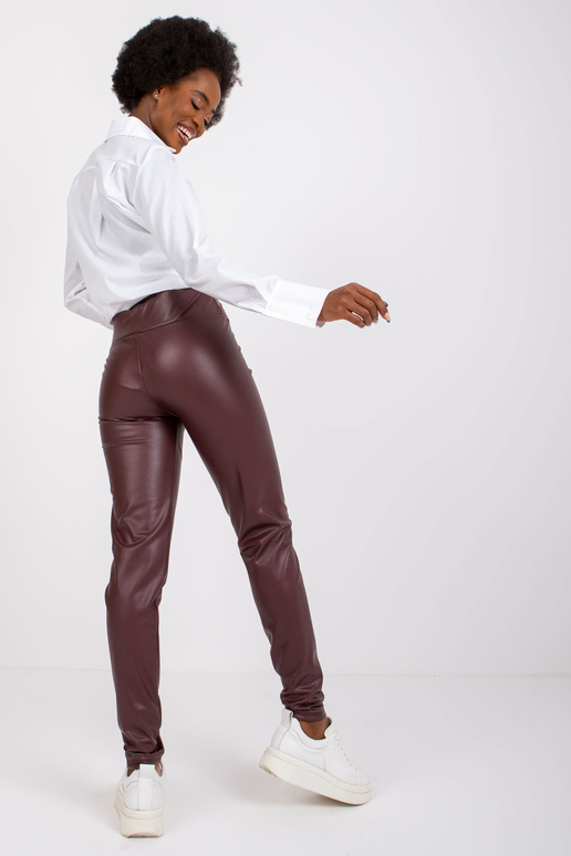 Briana tmavé horde koženkové legíny...