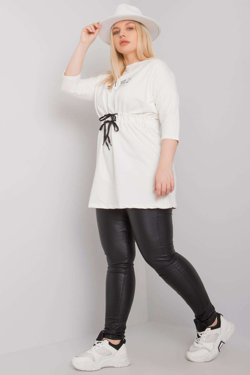 Ecru tunika větší velikosti s vázáním...