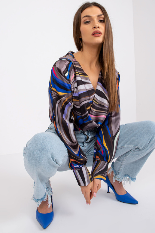 Černá halenka s potiskem Diya