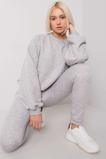 Šedá dvoudílná prošívaná...