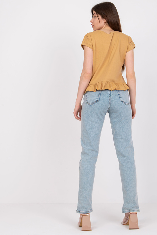 Velbloudí tričko s volánky od Hierro...