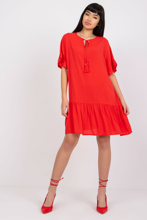 Červené šaty s volánem od Sindy SUBLEVEL