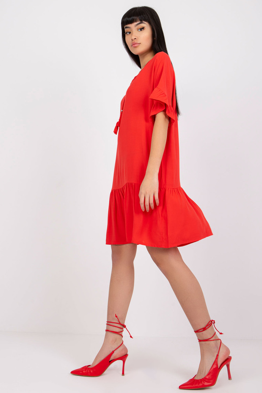 Červené šaty s volánem od Sindy SUBLEVEL