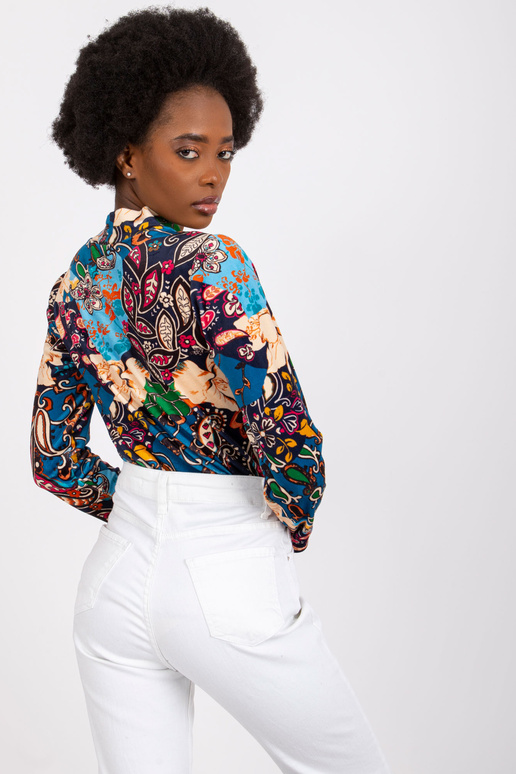 Tmavě modrá vzorovaná halenka s... Tmavě modrá vzorovaná halenka s...