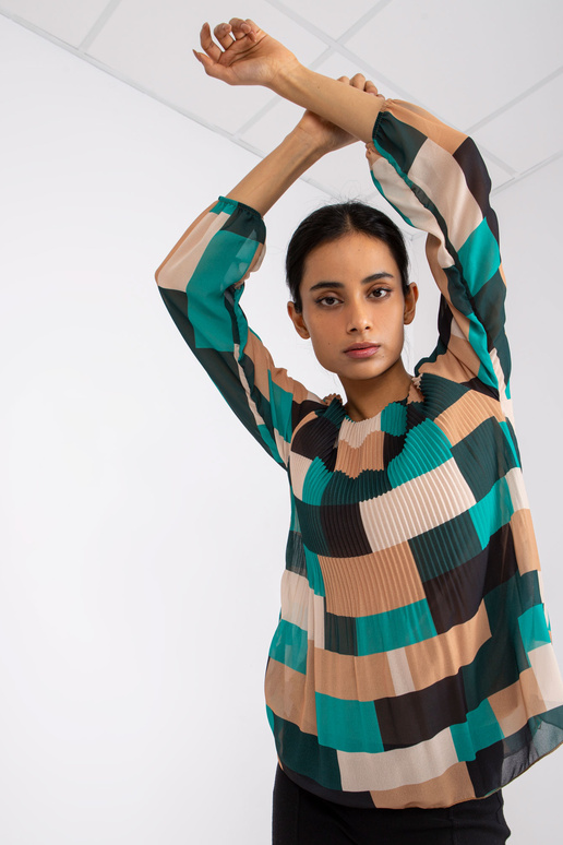 Zeleno-béžová vzorovaná halenka... Zeleno-béžová vzorovaná halenka...