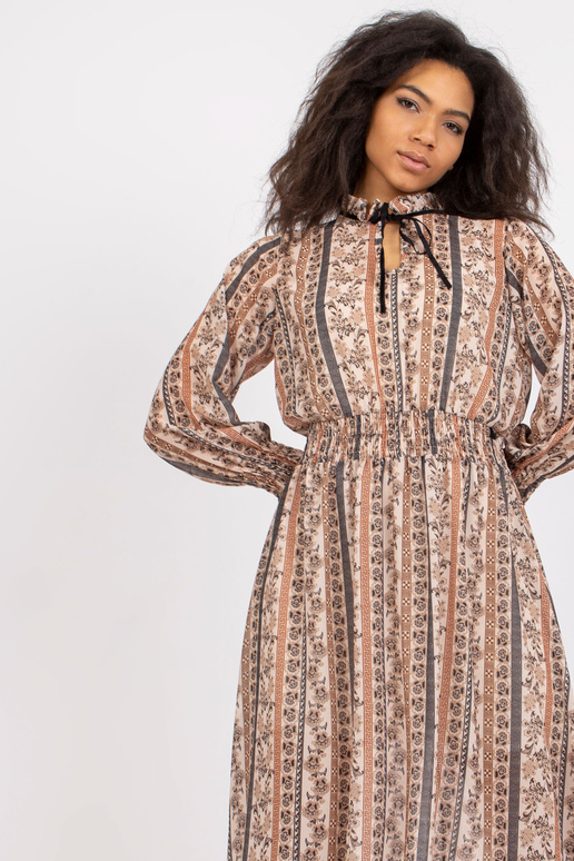 Béžové šaty se vzory Ava
