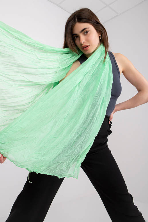 Světle zelený dámský šátek z viskózy