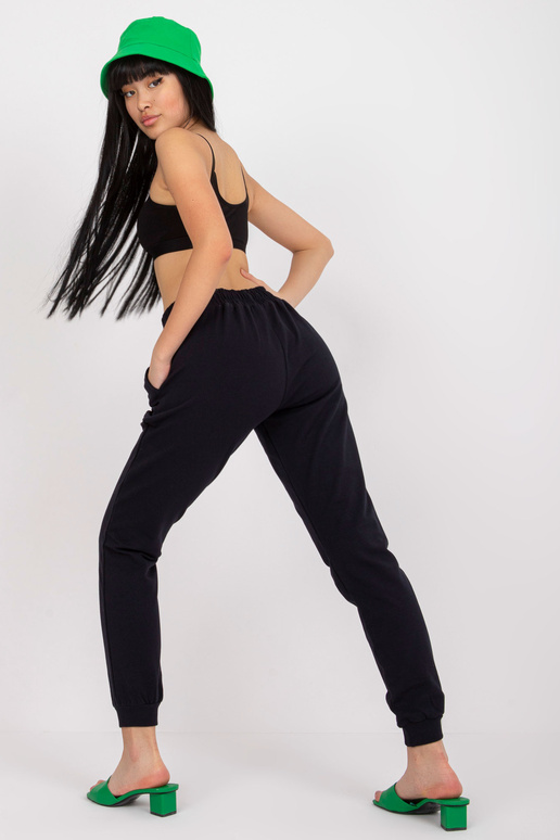 Tmavě modré basic tepláky se zavazováním