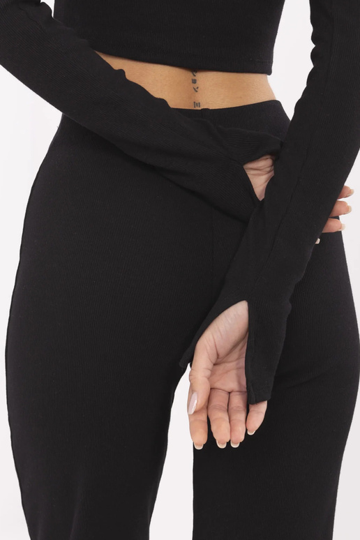 Černý komplet s kalhotami Juberri RUE... Černý komplet s kalhotami Juberri RUE...