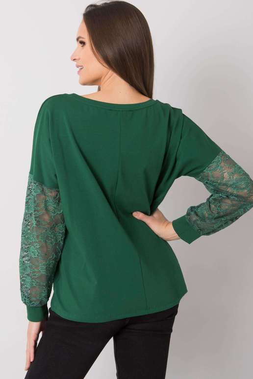 Tmavě zelená halenka s krajkou...