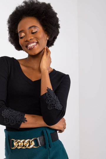 Černá proužkovaná halenka...