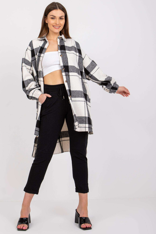 Černobílá kostkovaná vlněná košile...