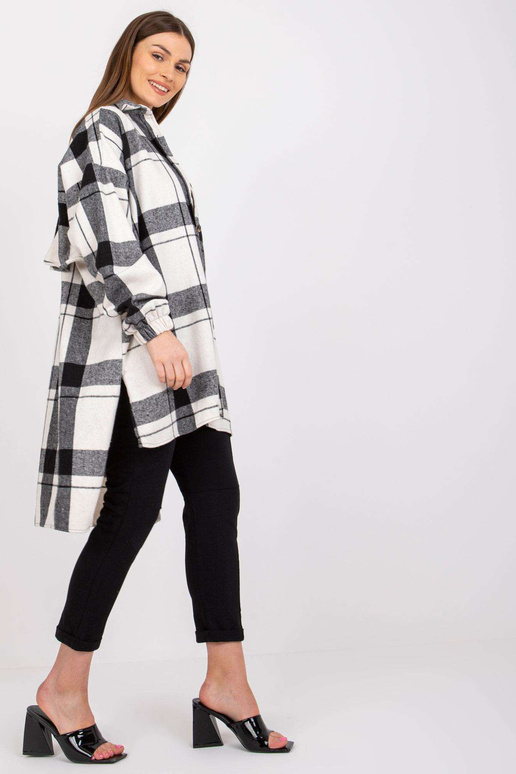 Černobílá kostkovaná vlněná košile...