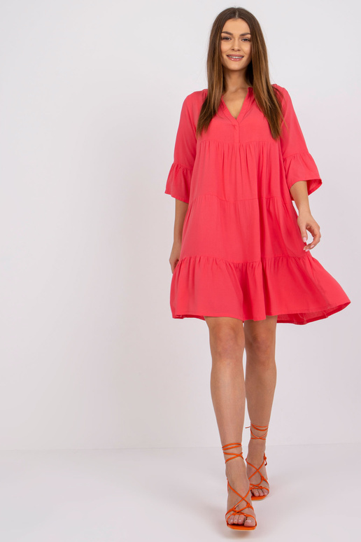 Korálové volné šaty od Humility SUBLEVEL