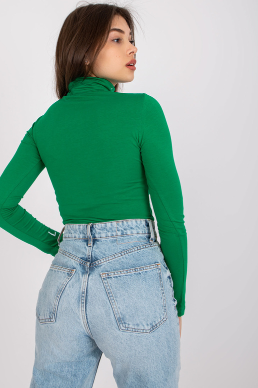 Zelená vypasovaná halenka s nápisy...