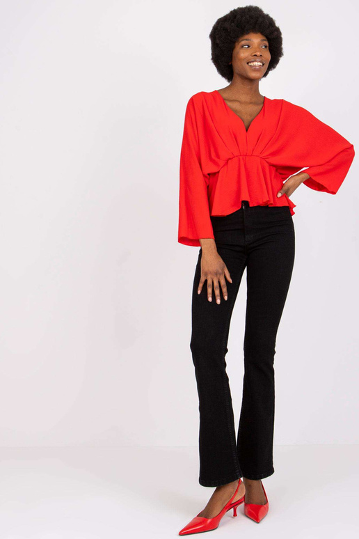 Červená halenka Raquela s výstřihem do V