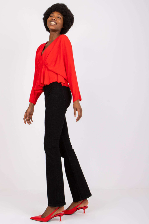 Červená halenka Raquela s výstřihem do V