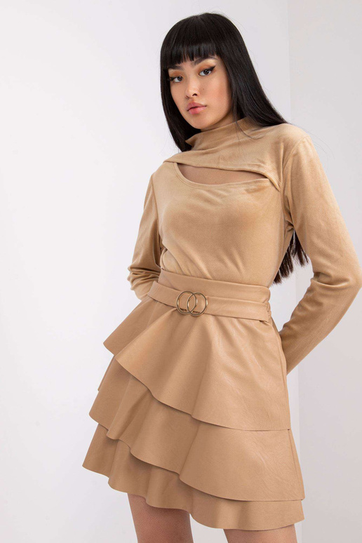 Tmavě béžová velurová halenka s... Tmavě béžová velurová halenka s...