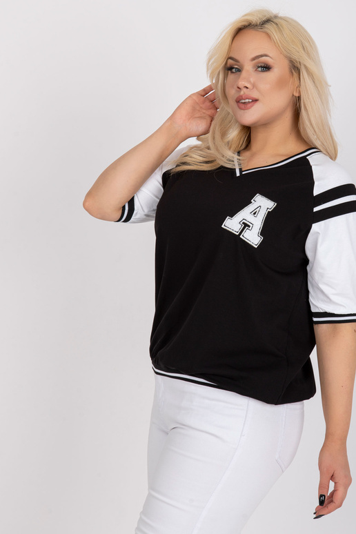 Bílá a černá ležérní halenka větší...