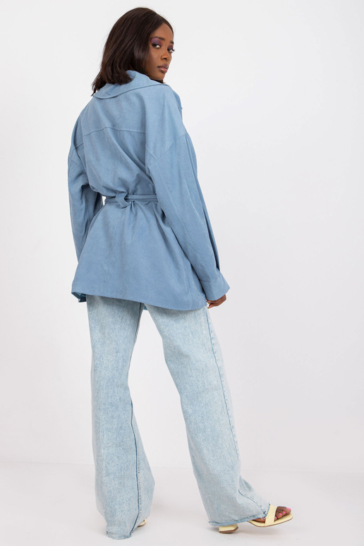 Modrý krátký kabát s páskem