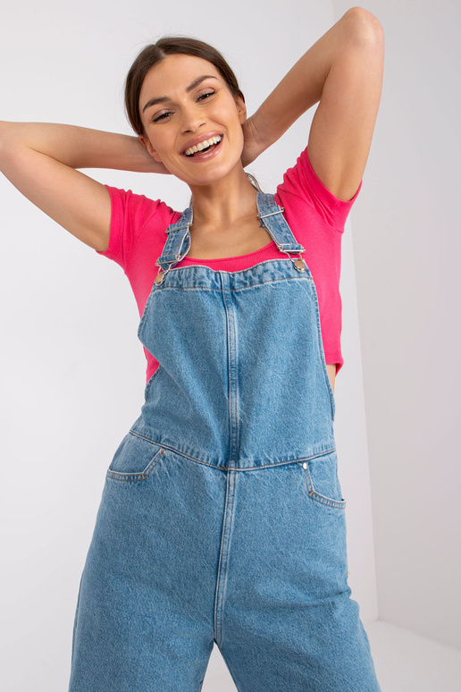 Světle modrá džínová kombinéza pro...