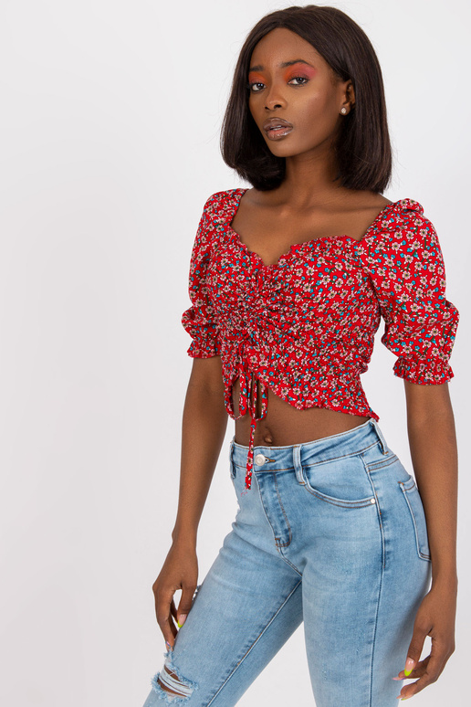 Červená krátká halenka s květinami s...