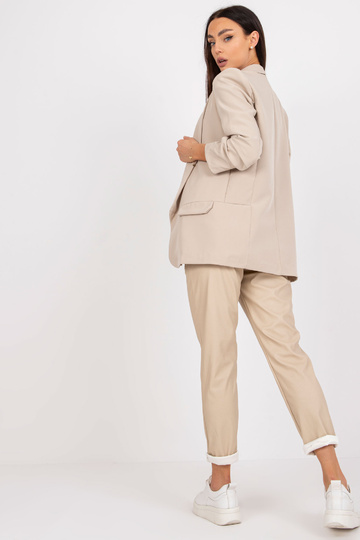 Světle béžová dámská bunda...