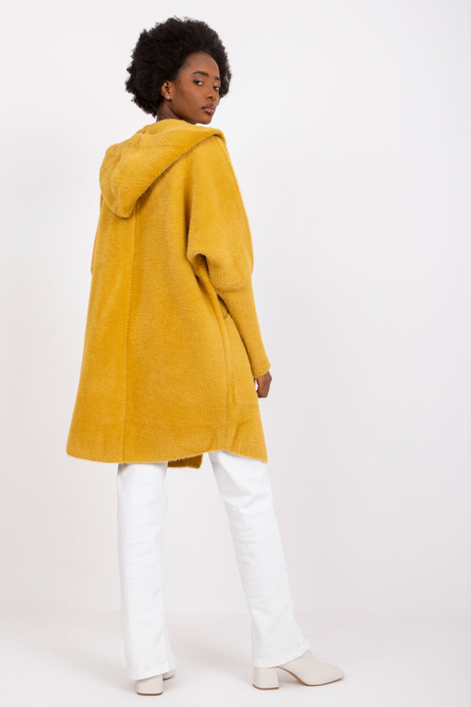 Žlutý kabát z alpaky s kapsami od...