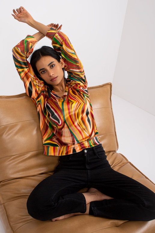 Žlutá halenka s výstřihem do V Evelyne