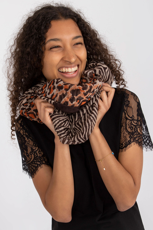 Hnědo-béžový závěsný komín s potiskem