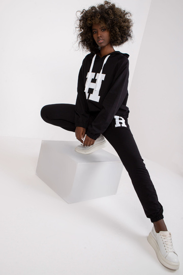 Černá bavlněná tepláková...