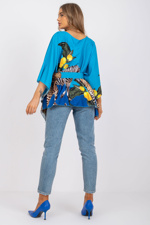 Modrá halenka jedné velikosti s páskem