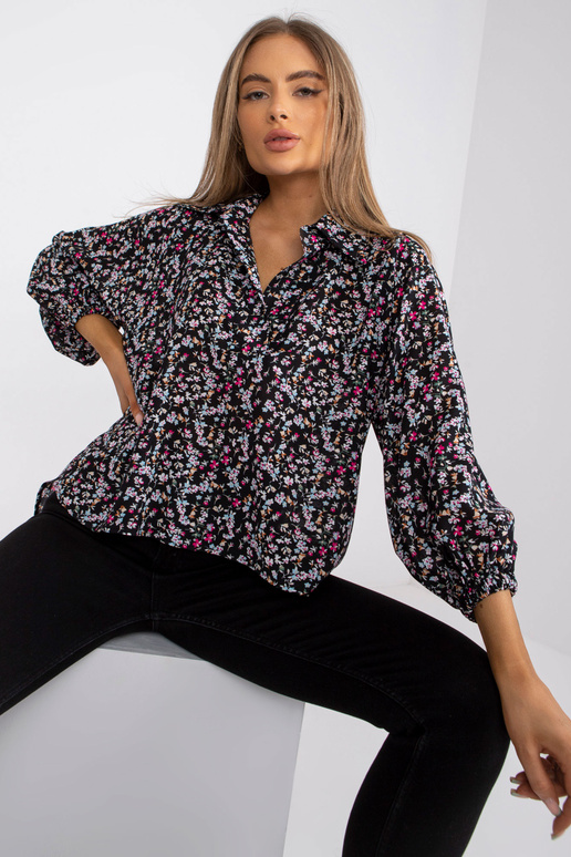 Černá halenka volného střihu s...