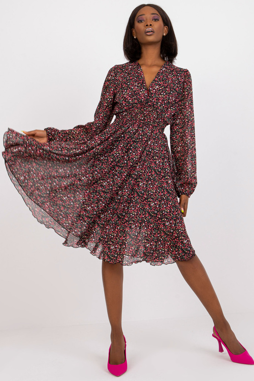 Černé šaty s dlouhým rukávem s...