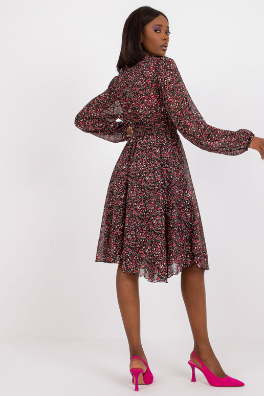 Černé šaty s dlouhým rukávem s...