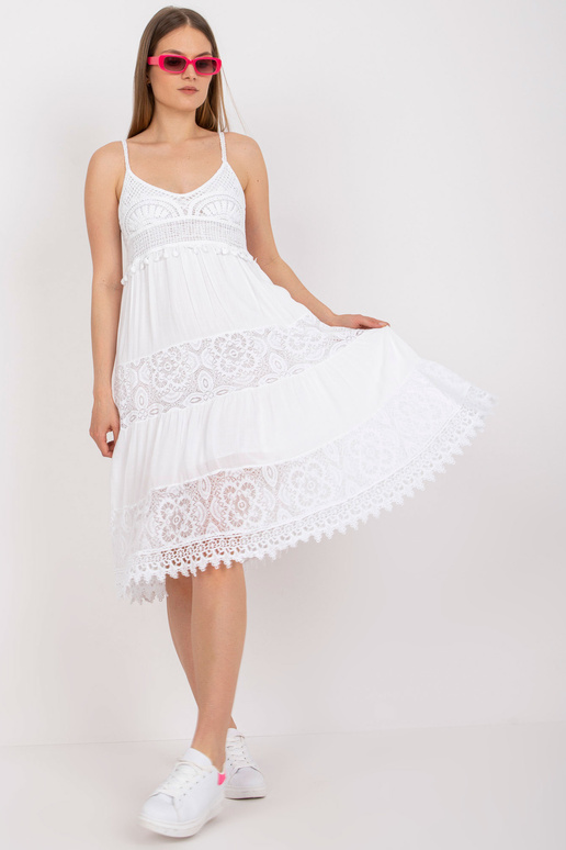 Bílé ležérní šaty na ramínka OCH BELLA Bílé ležérní šaty na ramínka OCH BELLA