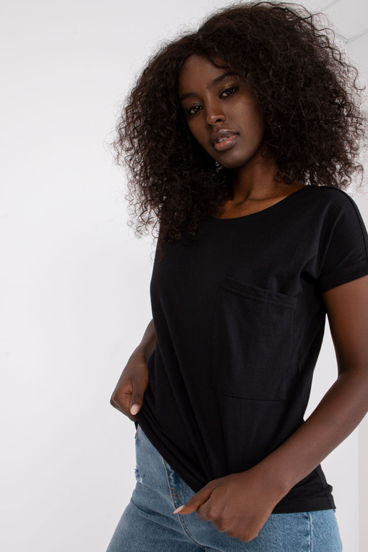 Černé bavlněné tričko s kapsou...