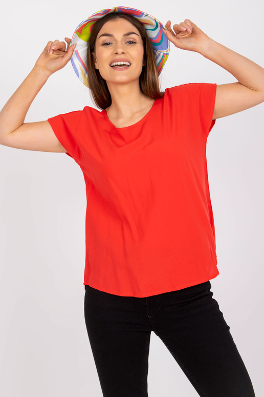 Červená halenka pro každodenní nošení...