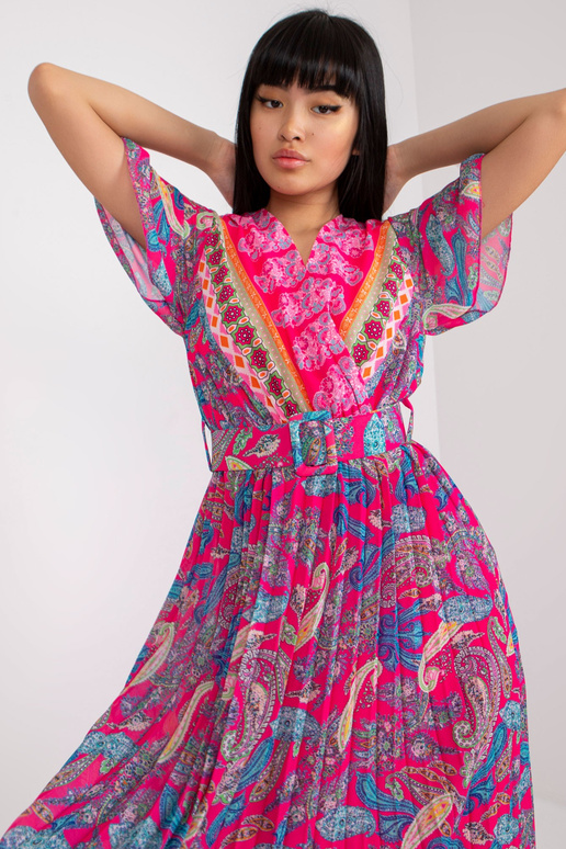 Růžové skládané šaty jedné velikosti...