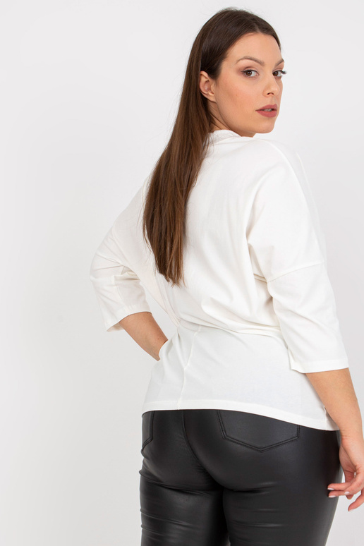 Bílá ležérní halenka větší velikosti... Bílá ležérní halenka větší velikosti...