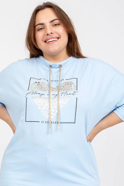 Světle modrá ležérní halenka plus...