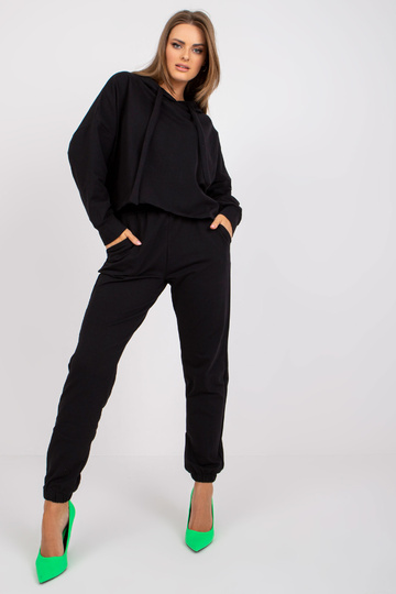 Černá bavlněná základní...