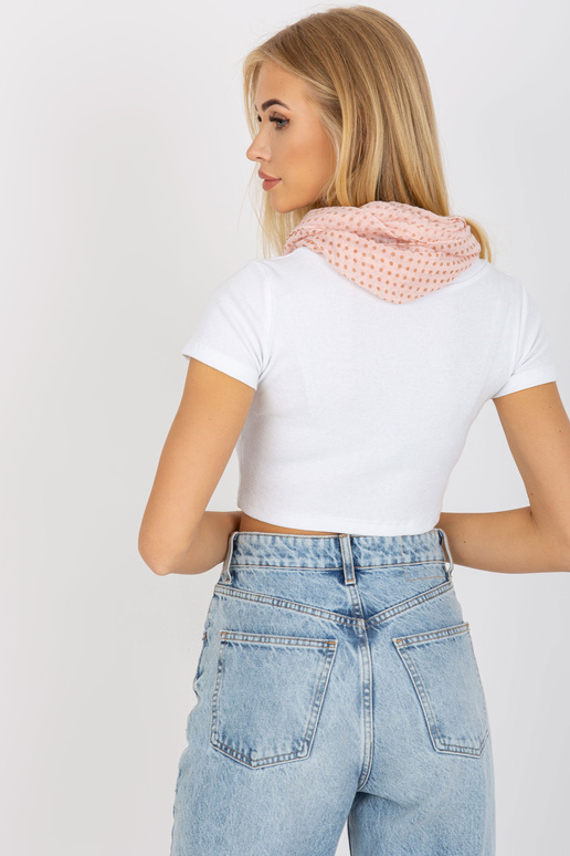 Světle růžový světle závěsný komín v...