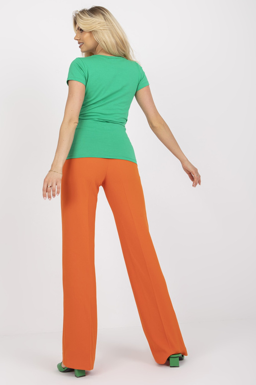 Zelené basic tričko s rozcuchaným...