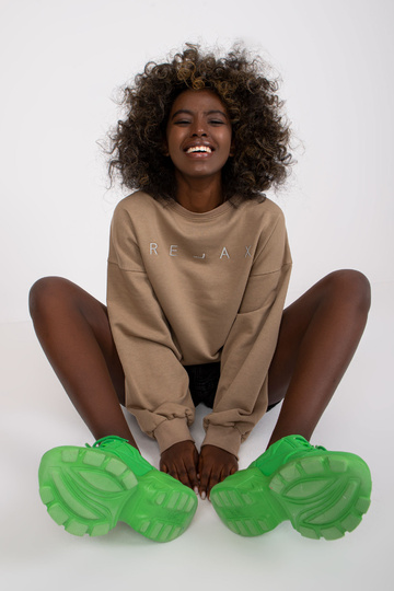 Tmavě béžová oversize...