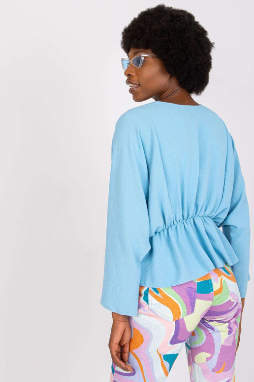 Dámská světle modrá vzdušná halenka...