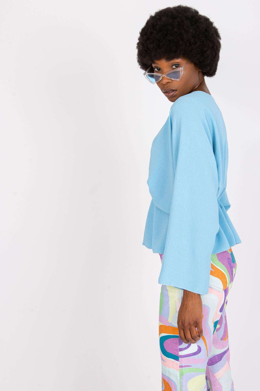 Dámská světle modrá vzdušná halenka...