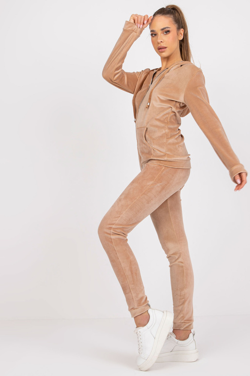 Béžový dvoudílný velurový komplet s...